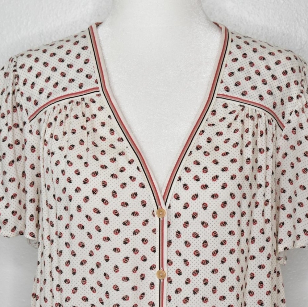 Max Studio Ladybug Top 🐞 - Picture 9 of 9